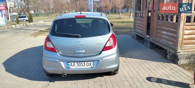 Хетчбек Opel Corsa 2007 в Києві