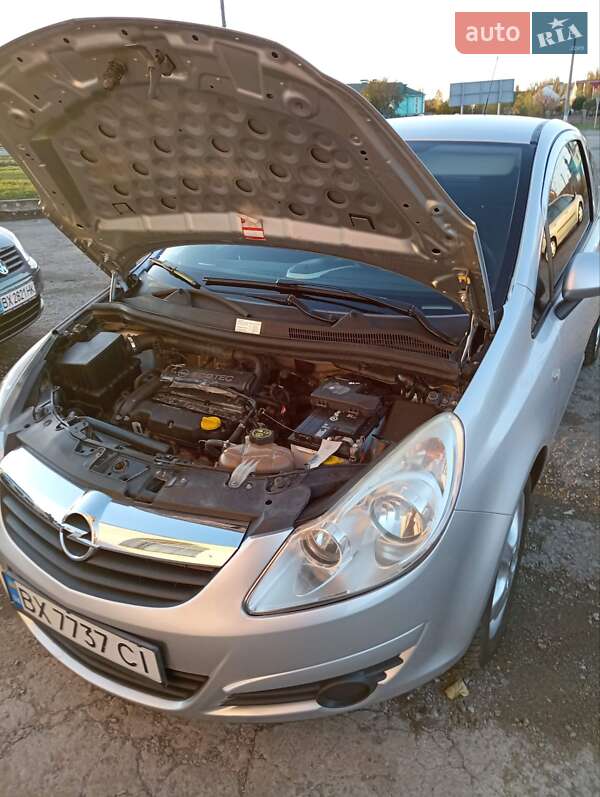 Хетчбек Opel Corsa 2008 в Кам'янець-Подільському