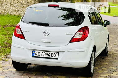 Хетчбек Opel Corsa 2011 в Івано-Франківську