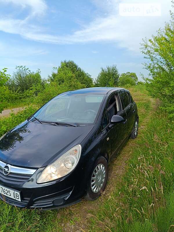 Хетчбек Opel Corsa 2009 в Калуші