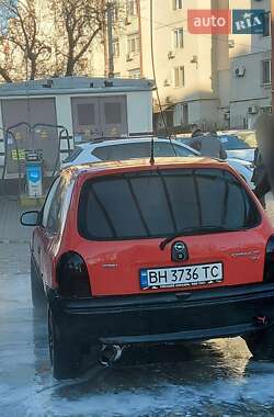 Хэтчбек Opel Corsa 1997 в 