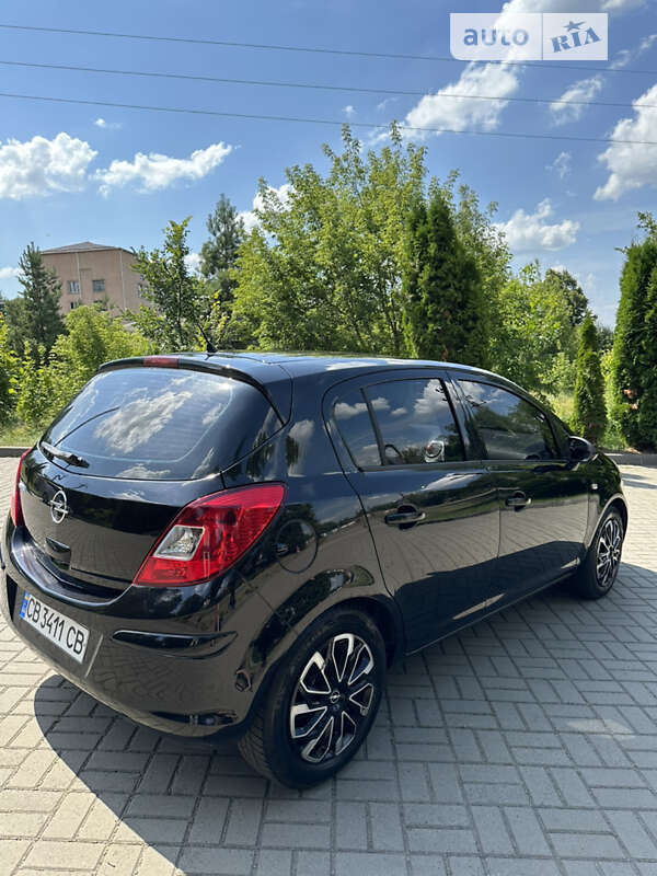 Хэтчбек Opel Corsa 2008 в Прилуках