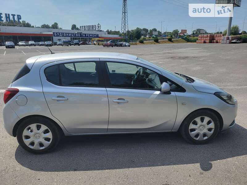 Хэтчбек Opel Corsa 2016 в Ужгороде