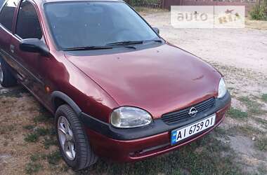 Хэтчбек Opel Corsa 1999 в Переяславе