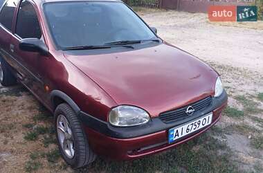 Хэтчбек Opel Corsa 1999 в 