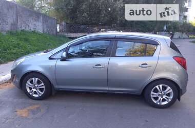 Хетчбек Opel Corsa 2011 в Борисполі