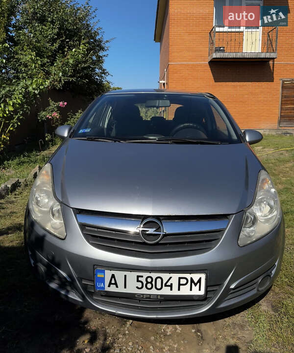 Хетчбек Opel Corsa 2007 в Крюківщині