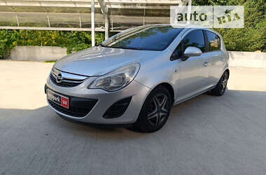 Хетчбек Opel Corsa 2011 в Києві