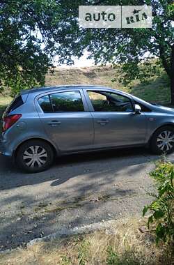 Хэтчбек Opel Corsa 2008 в Богодухове