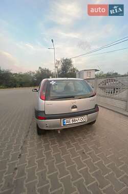 Хэтчбек Opel Corsa 2001 в 
