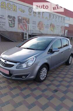 Хэтчбек Opel Corsa 2009 в Гайсине