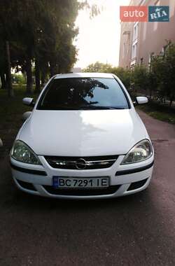 Хэтчбек Opel Corsa 2003 в 