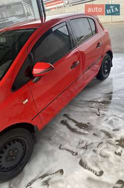Хэтчбек Opel Corsa 2008 в 