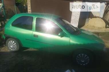 Хетчбек Opel Corsa 1996 в Рівному