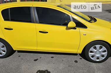 Хетчбек Opel Corsa 2011 в Кропивницькому