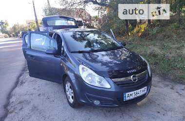 Хэтчбек Opel Corsa 2008 в 