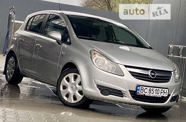 Хетчбек Opel Corsa 2010 в Дрогобичі