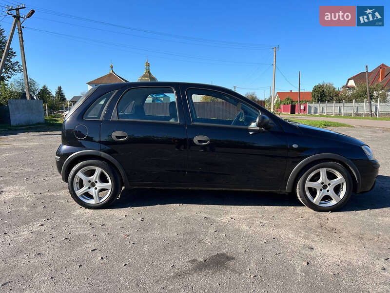 Хэтчбек Opel Corsa 2005 в Дубно фото 3 Хэтчбек Opel Corsa 2005 в Дубно