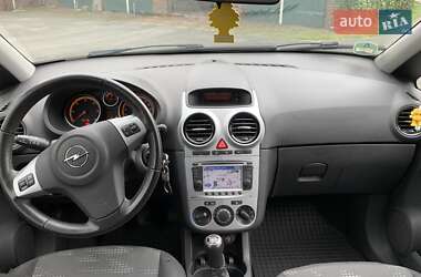 Хэтчбек Opel Corsa 2012 в Киеве