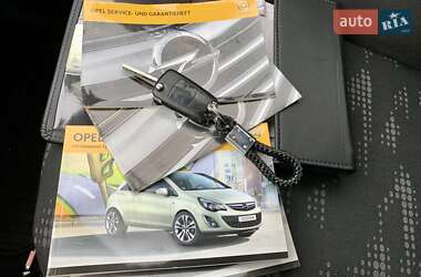 Хэтчбек Opel Corsa 2012 в Киеве