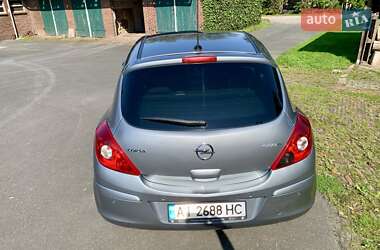 Хэтчбек Opel Corsa 2012 в Киеве