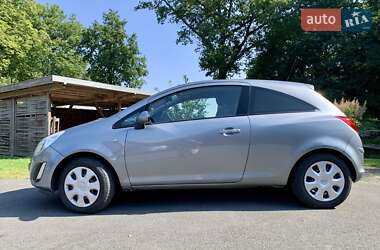 Хэтчбек Opel Corsa 2012 в Киеве