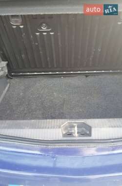 Хэтчбек Opel Corsa 2009 в 