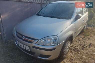 Хэтчбек Opel Corsa 2004 в Вапнярке