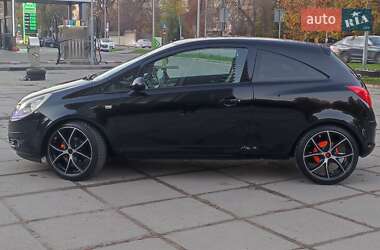 Хэтчбек Opel Corsa 2008 в 