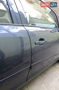 Хэтчбек Opel Corsa 2007 в 