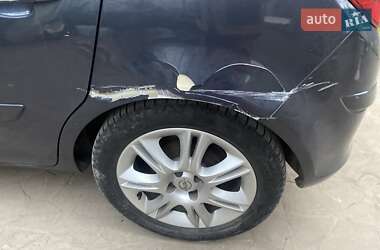 Хэтчбек Opel Corsa 2007 в 
