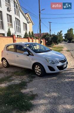 Хэтчбек Opel Corsa 2012 в 