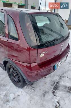 Хэтчбек Opel Corsa 2005 в Чорткове