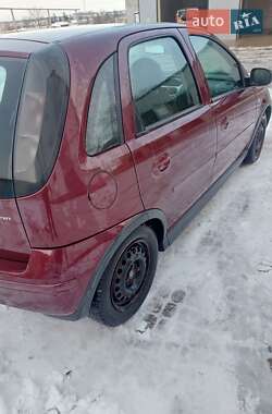 Хэтчбек Opel Corsa 2005 в Чорткове