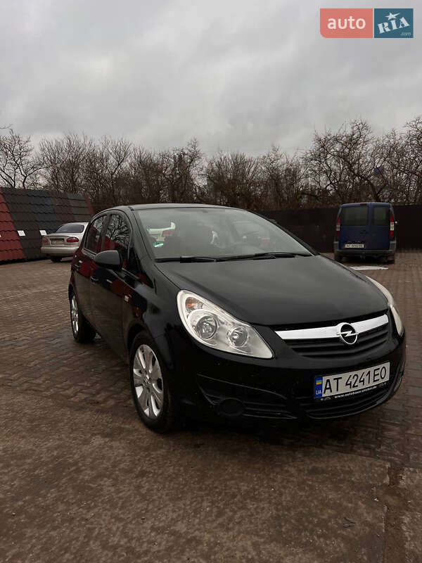 Хетчбек Opel Corsa 2008 в Рожнятові