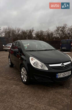 Хетчбек Opel Corsa 2008 в Рожнятові