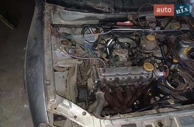 Хэтчбек Opel Corsa 1993 в 
