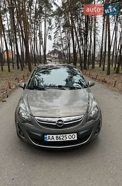 Хетчбек Opel Corsa 2014 в Ірпені