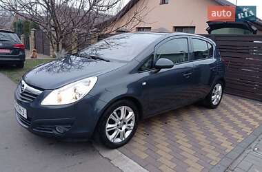 Хетчбек Opel Corsa 2010 в Луцьку