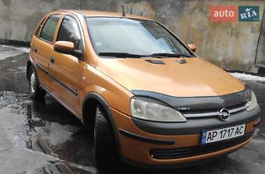 Хэтчбек Opel Corsa 2003 в 