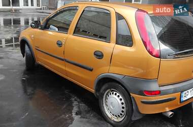 Хэтчбек Opel Corsa 2003 в 