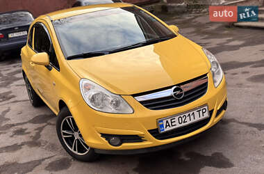 Хетчбек Opel Corsa 2008 в Дніпрі