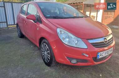 Хэтчбек Opel Corsa 2008 в Киверцах