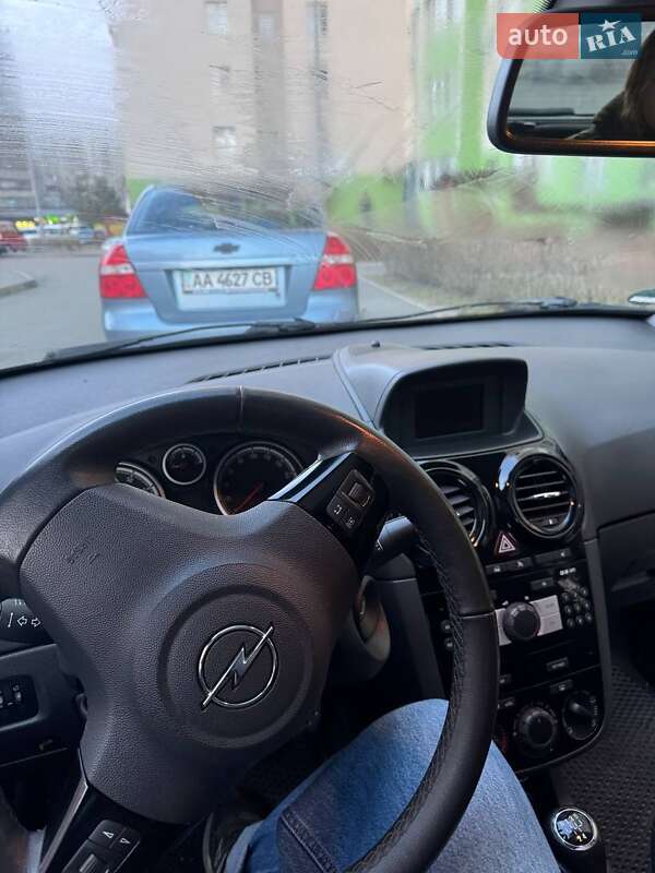 Хетчбек Opel Corsa 2010 в Броварах