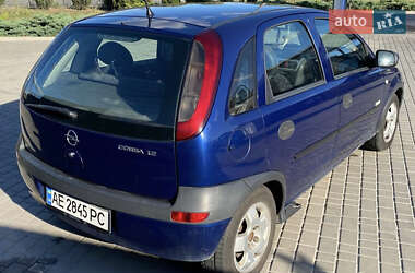 Хэтчбек Opel Corsa 2003 в Днепре