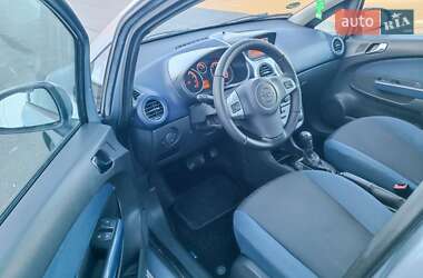 Хэтчбек Opel Corsa 2009 в Киеве