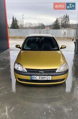 Хэтчбек Opel Corsa 2002 в Самборе