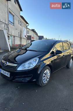 Хетчбек Opel Corsa 2008 в Тисмениці