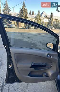 Хэтчбек Opel Corsa 2008 в 