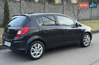 Хэтчбек Opel Corsa 2009 в Ровно